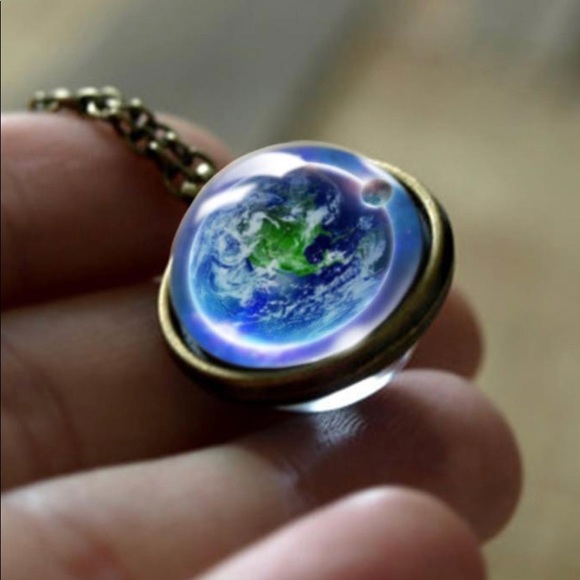 DOUBLE SIDED GALAXY GLASS PENDANT JEWELRY - Picture 4 of 14
